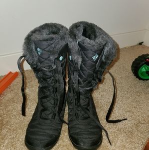 Columbia snow boots size 1